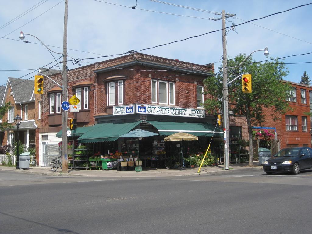 Dovercourt Village Mews Toronto Extérieur photo